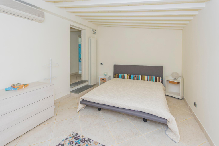 Bedroom 3, Beautiful house, pool, greenery, modern, luxury, Lucca