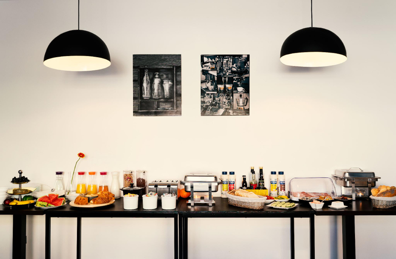 Food & Drinks 5, Grand Petit Hotel, Praha 13