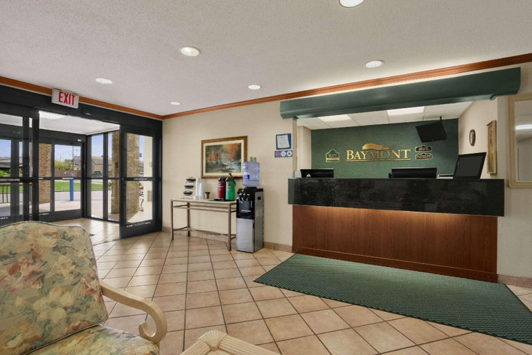 Public Area, Baymont by Wyndham Sullivan, Franklin
