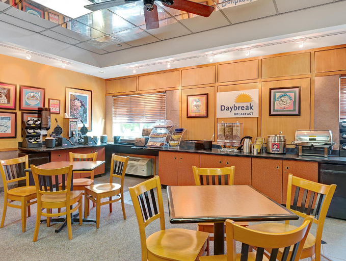 Food & Drinks 5, Hampton Inn by Hilton Egg Harbor Township Atlantic City, Atlantic