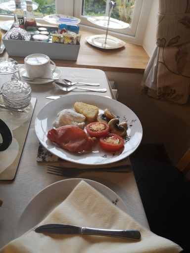 Food & Drinks 5, White Cottage B and B, Lincolnshire