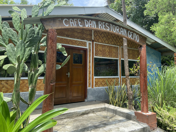 Exterior & Views 3, Gemo beach cottages, Ngada