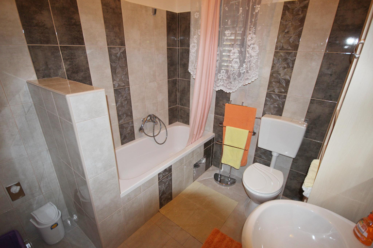 Bathroom 2, Cosy apartment 5min to beach Mirela Borik, Zadar