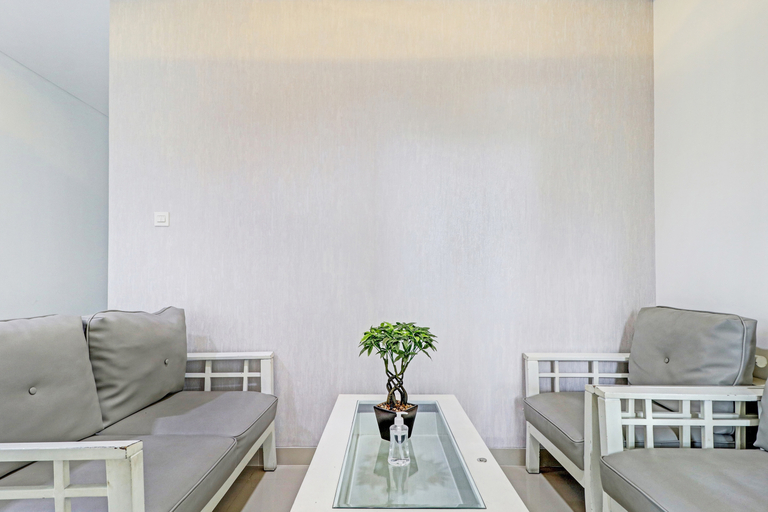 Public Area 2, OYO 90398 Socialite Residence Hotel, Bandung