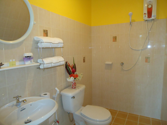 Bathroom 2, Thai Life Guesthouse Khaolak, Takua Pa