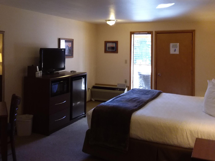 Bedroom 3, Nisqually Lodge, Pierce