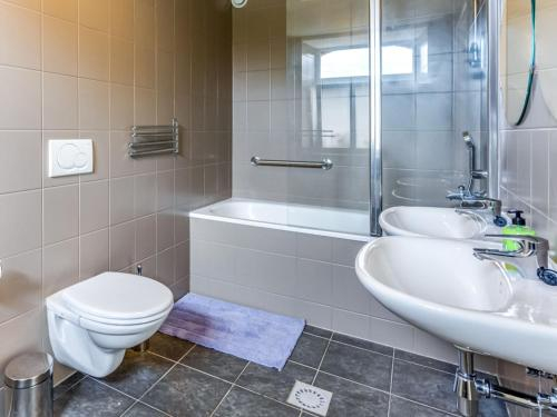 Spacious Cottage in Harze with Garden and Barbecue, Liège