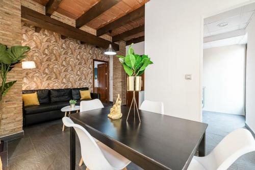 Facilities 2, Musubi Afan de Ribera Golden, Granada