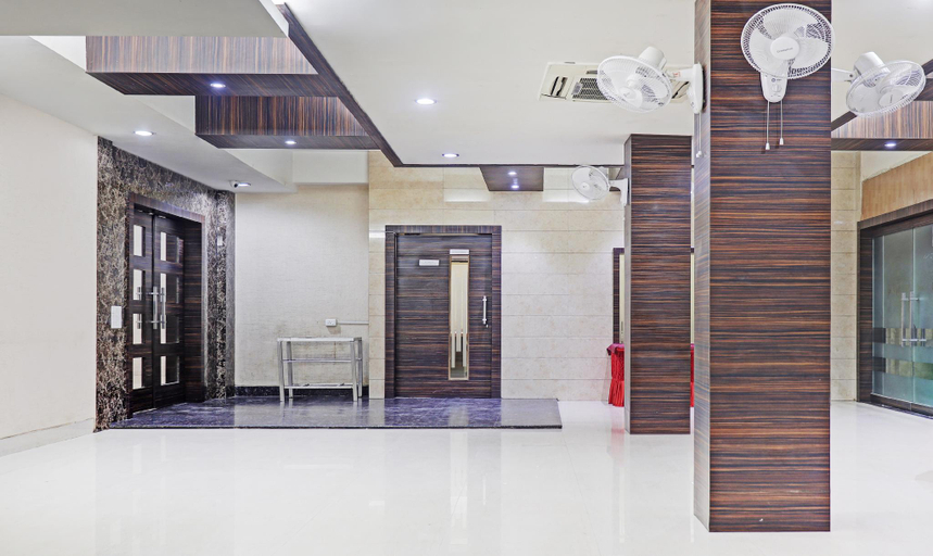 Public Area 3, Treebo Elite City Upper Bazar, Ranchi