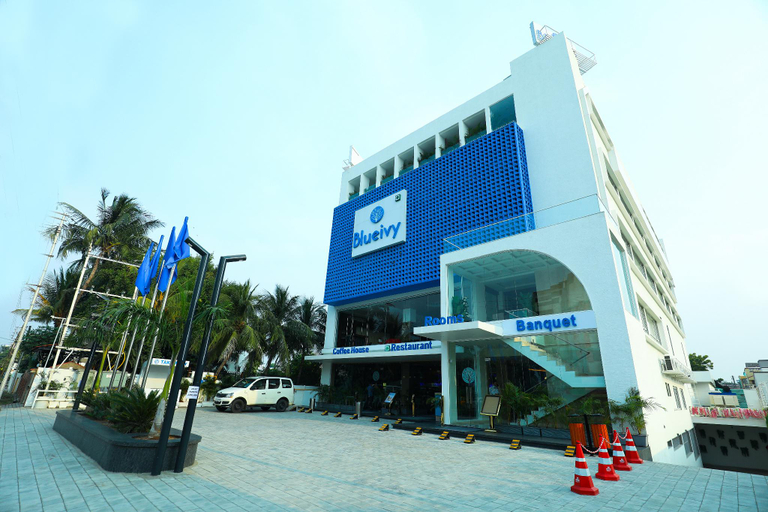 Exterior & Views 1, Hotel Blueivy, Anand