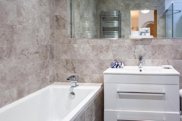 Bathroom 4, No 98 Boutique Hotel, Dorset