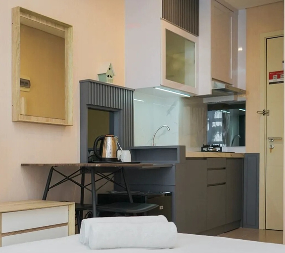 Bedroom 2, Comfortable and Tidy Studio Apartment at Saveria BSD City By Travelio, Tangerang