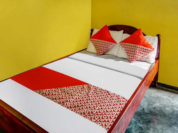 Bedroom 1, OYO Homes 90984 Kampung Wisata Ekologi Puspa Jagad, Blitar