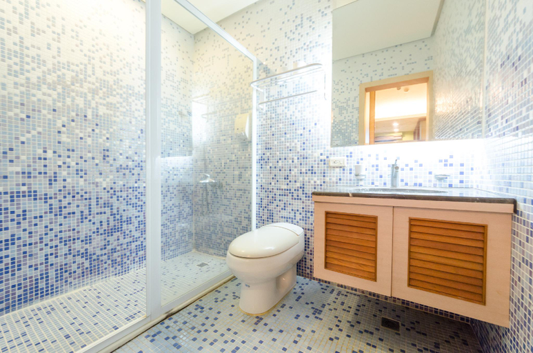 Bathroom 3, KeChiHsuan Homestay, Hualien