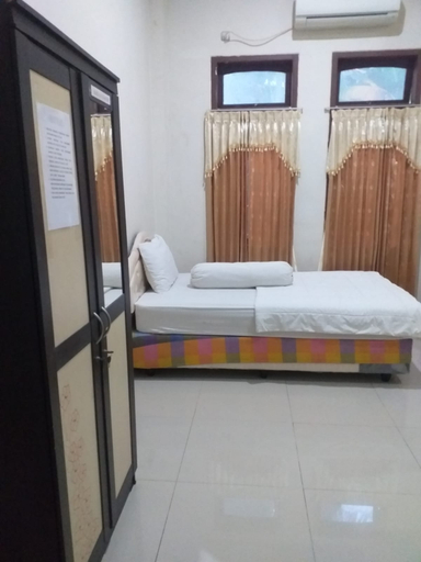 Bedroom 3, Grand Royal Hotel Kefa, Timor Tengah Utara