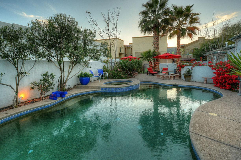 Sport & Beauty 5, The Blenman House Inn, Pima
