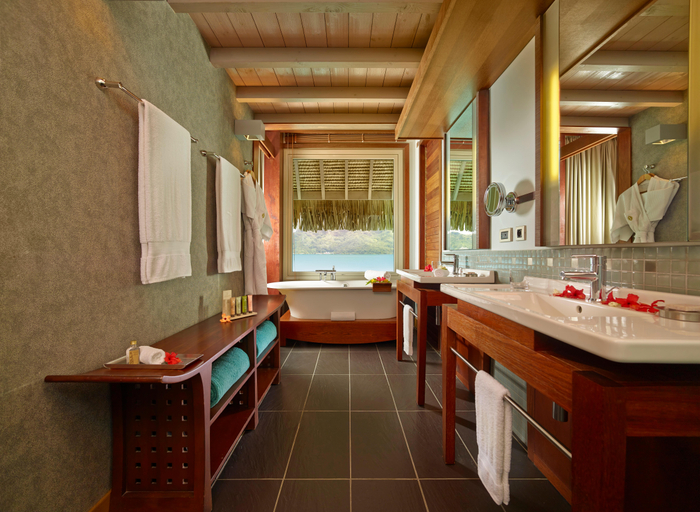 Bathroom 5, Intercontinental Bora Bora Resort & Thalasso Spa, Bora Bora