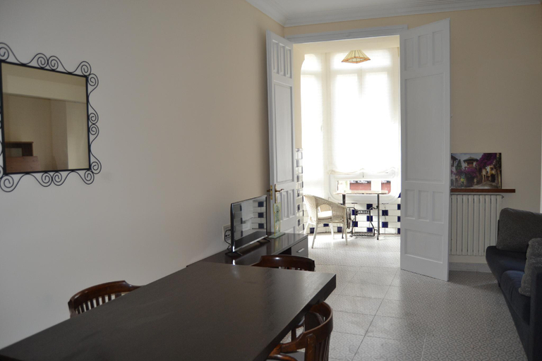 Others 5, Placido Apartment Manresa, Barcelona