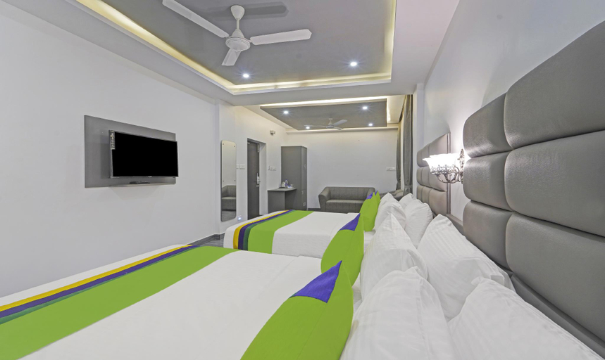 Bedroom 2, Treebo Premium Raffis' Andalusia Bay Way, Puducherry