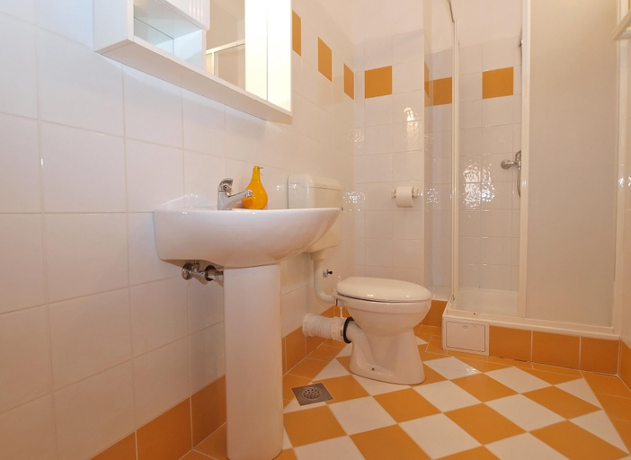 Bathroom 3, Apartment 1293, Fažana