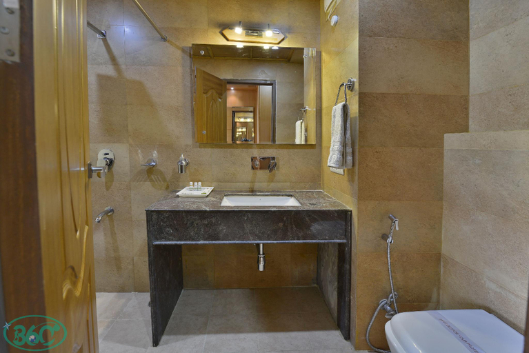 Bathroom, Hotel Rock Castle By DLS Hotels, Shimla