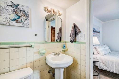 Cozy Studio Near Paseo Apartment - Fast WiFi, Oklahoma
