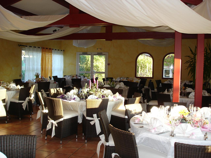 Food & Drinks 3, Logis Hotel Restaurant Uzes Pont du Gard, Gard