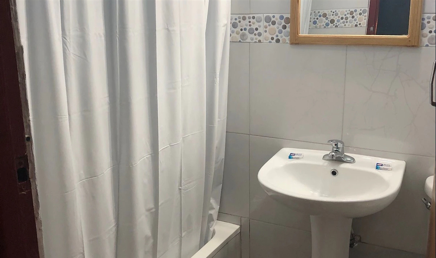 Bathroom, The Yellow Bird