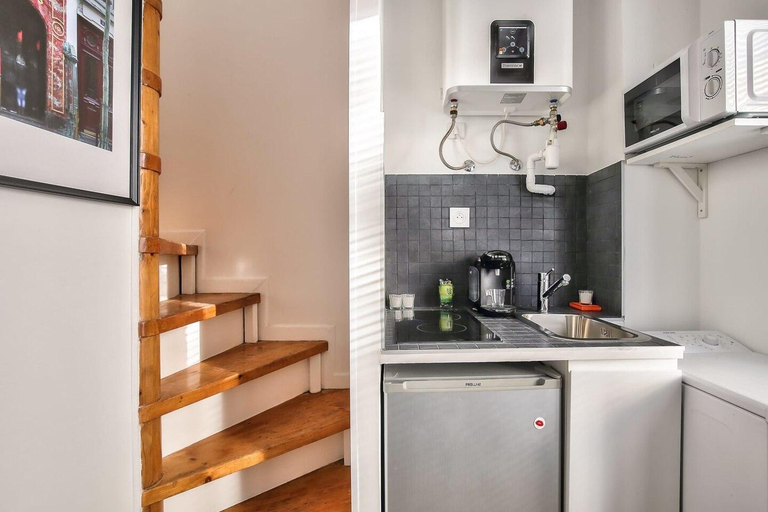 Others 4, Charming Duplex Studio in the heart of Paris, Paris