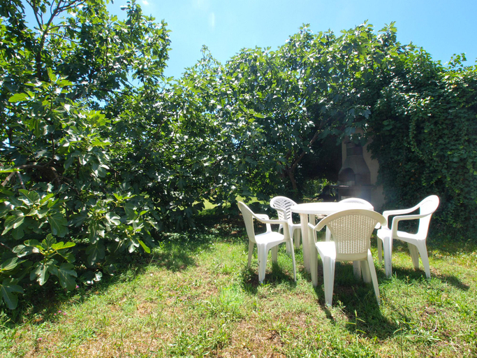 4, Apartment 74, Pula