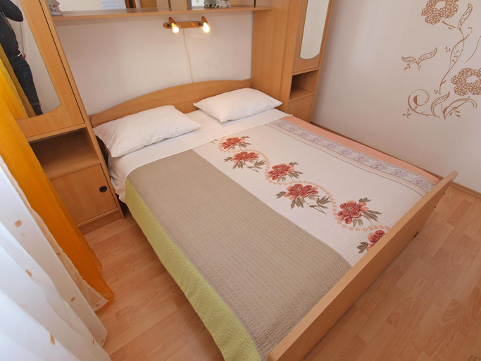 Bedroom 2, Apartment 1048, Rovinj