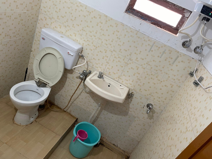 Bathroom 4, Snow Mount Hotel Auli, Chamoli