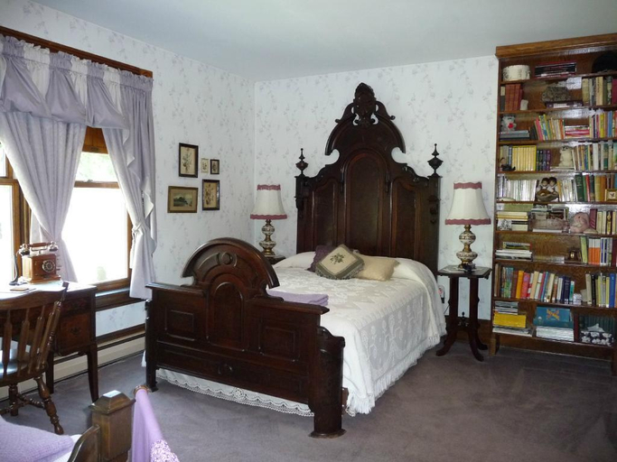 Bedroom 3, Victorian Loft B & B, Clearfield
