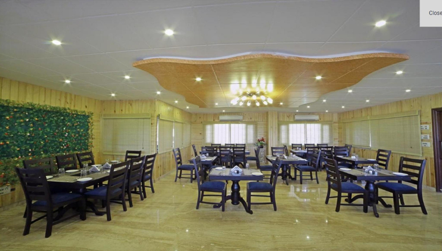 Food & Drinks 5, Hotel Devansh with garden and rooftop bar, Udaipur