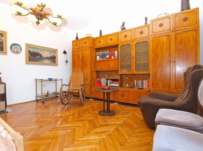 Others 5, Apartment 1347, Pula