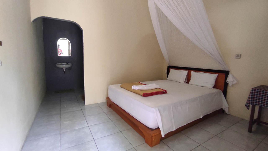 Bedroom 2, Tangkoko Ranger Homestay Bitung RedPartner, Bitung