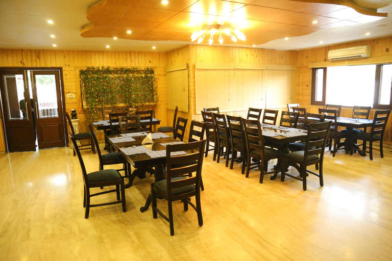 Food & Drinks 3, Hotel Devansh with garden and rooftop bar, Udaipur