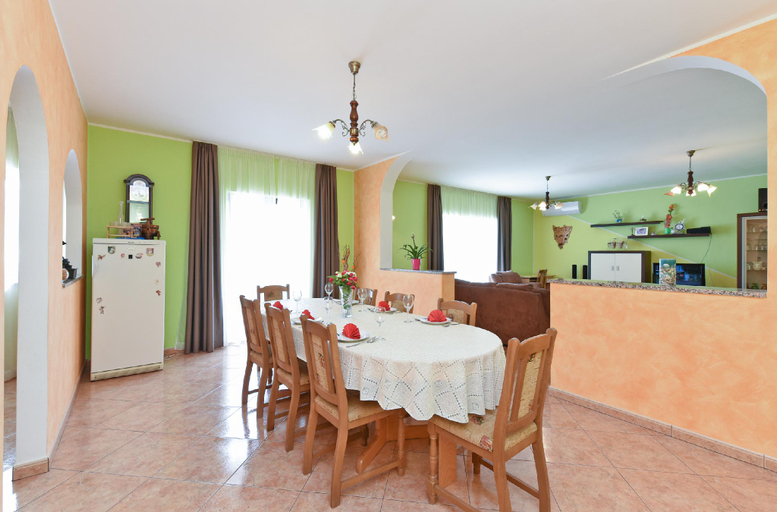 Others 4, Apartment 1664, Kaštelir-Labinci