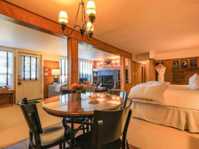 Bedroom 2, Inn at Arch Cape, Clatsop