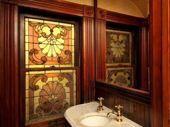 Bathroom 4, Victorian Loft B & B, Clearfield