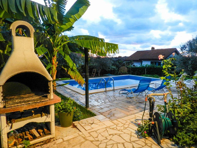 Sport & Beauty 5, Apartments Maria 821, Pula