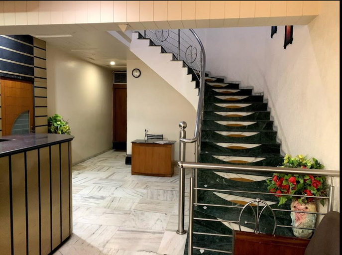 Public Area 2, Hotel Vrandavan, Nagpur