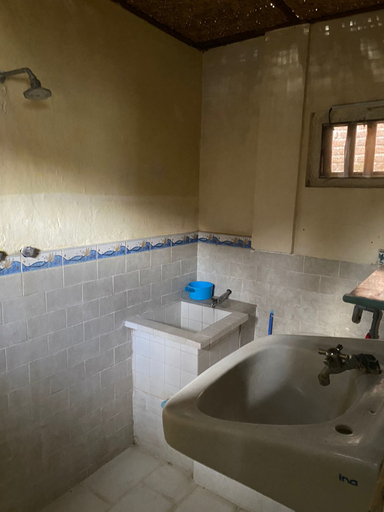 Bathroom, Nyoman Astana Bungalow, Gianyar