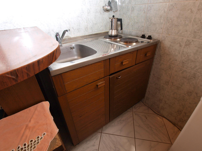 Others 4, Apartment 1057, Medulin