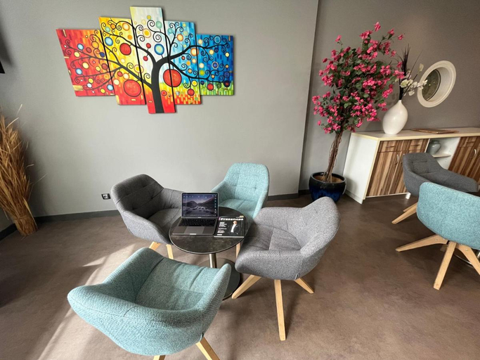 Public Area, Logis Hotel le Neron, Isère