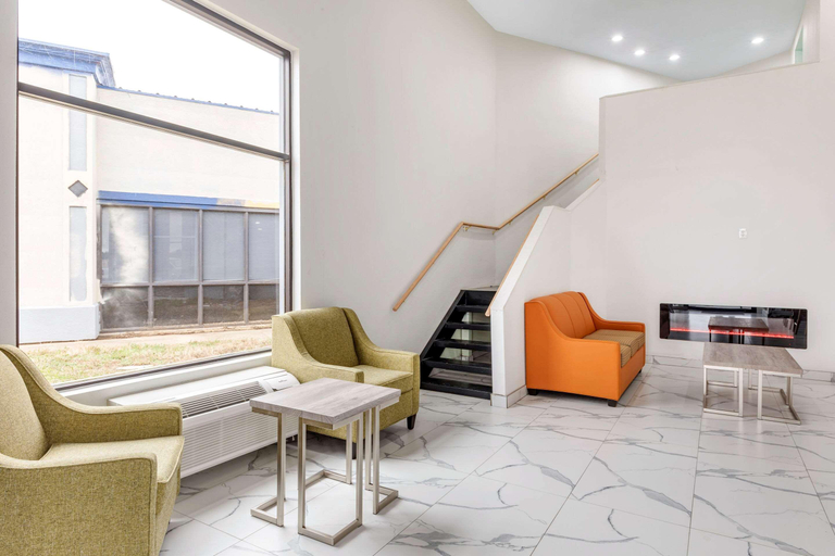 Public Area 3, Quality Inn suites Sulphur Springs, Hopkins