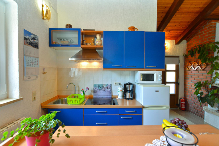 Others 5, Apartment 1377, Poreč