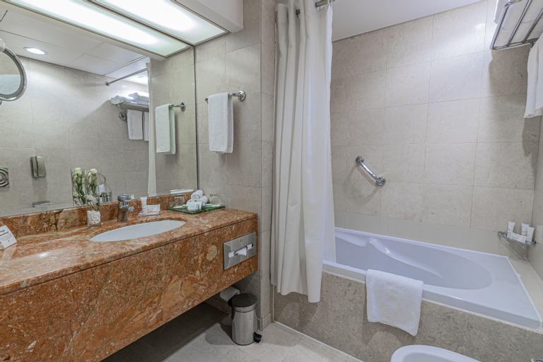 Bathroom 21