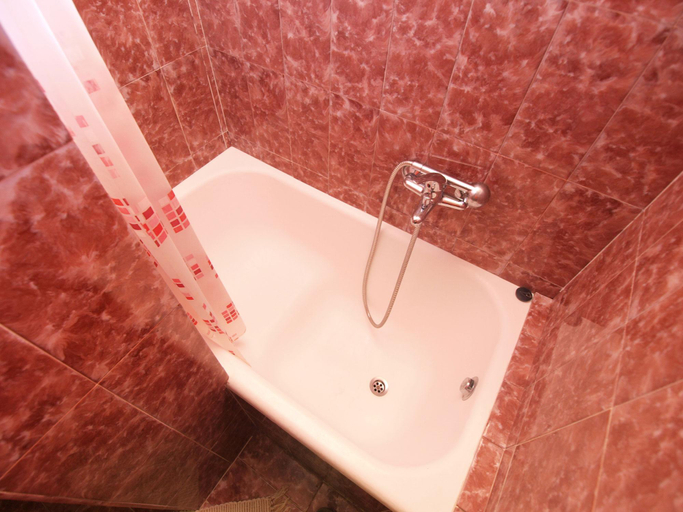 Bathroom 3, Apartment 713, Medulin
