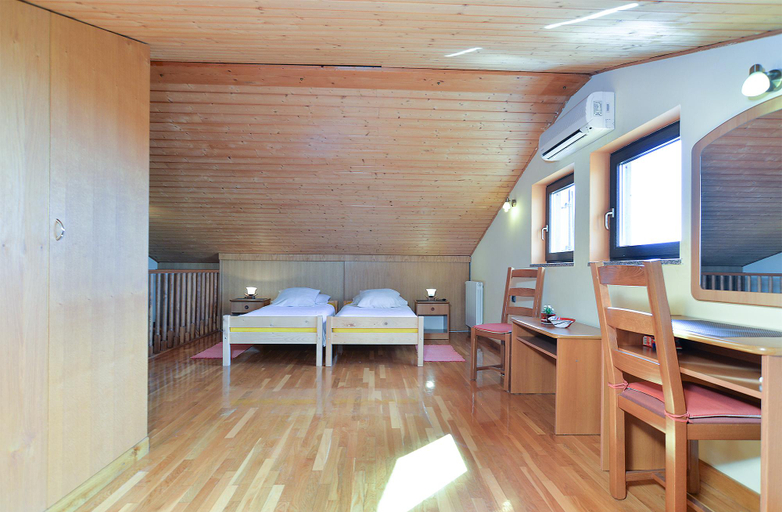 Others 2, Apartment 379, Rovinj